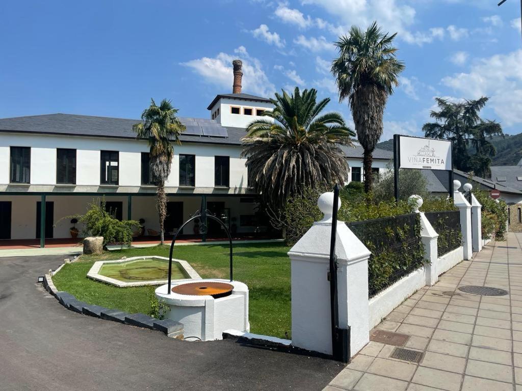 Vina Femita Hostel Villafranca Del Bierzo Ngoại thất bức ảnh